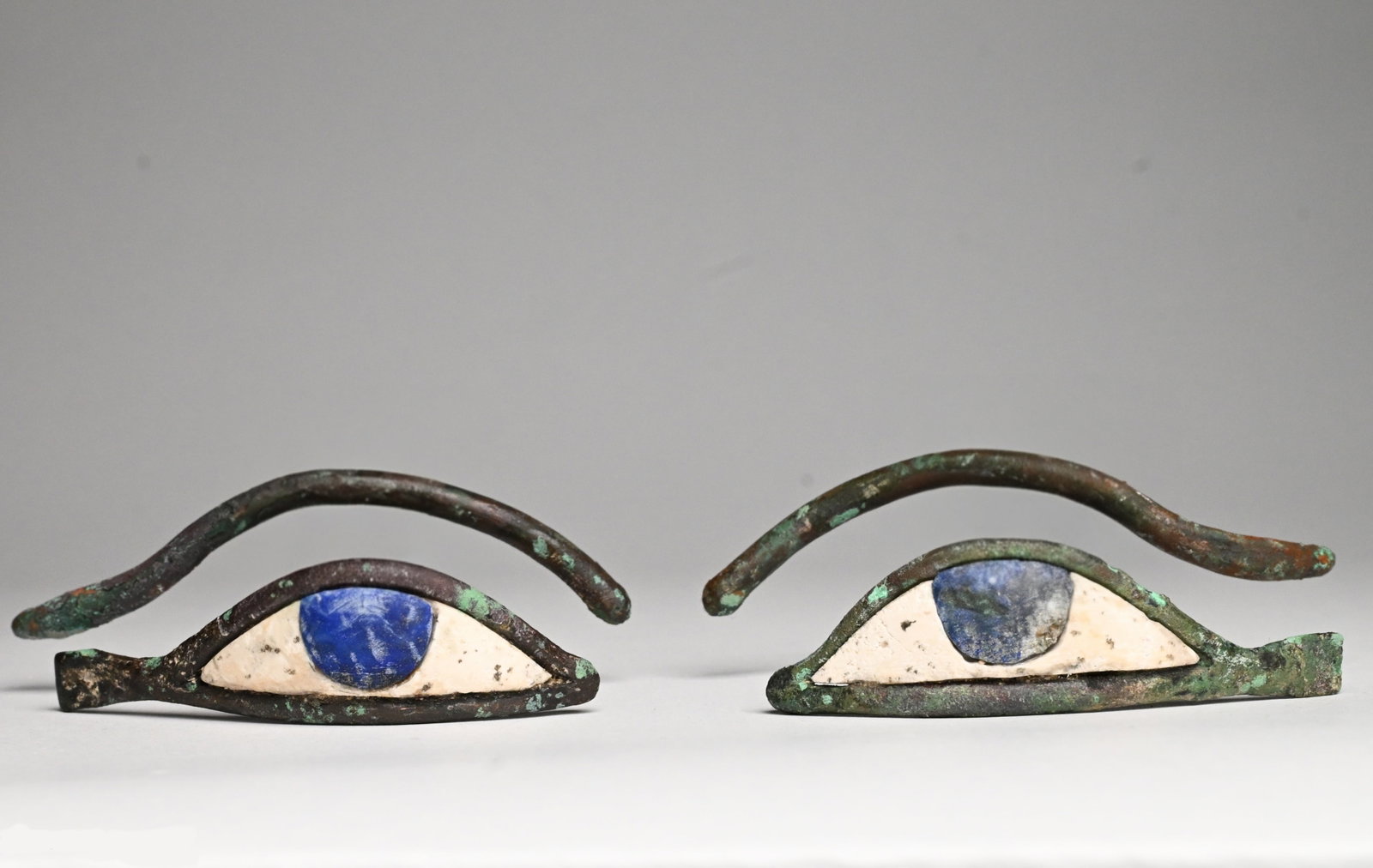 Pair of egyptian eye and eyebrows (1 of 5)