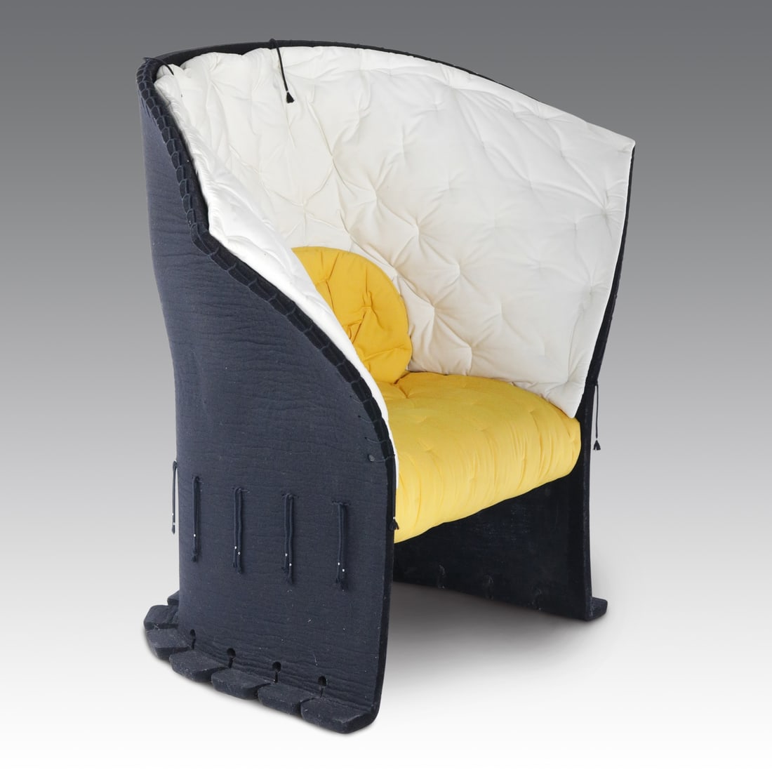 Gaetano Pesce Poltrona modello "Feltri", produzione Cassina - Italia (1 of 2)