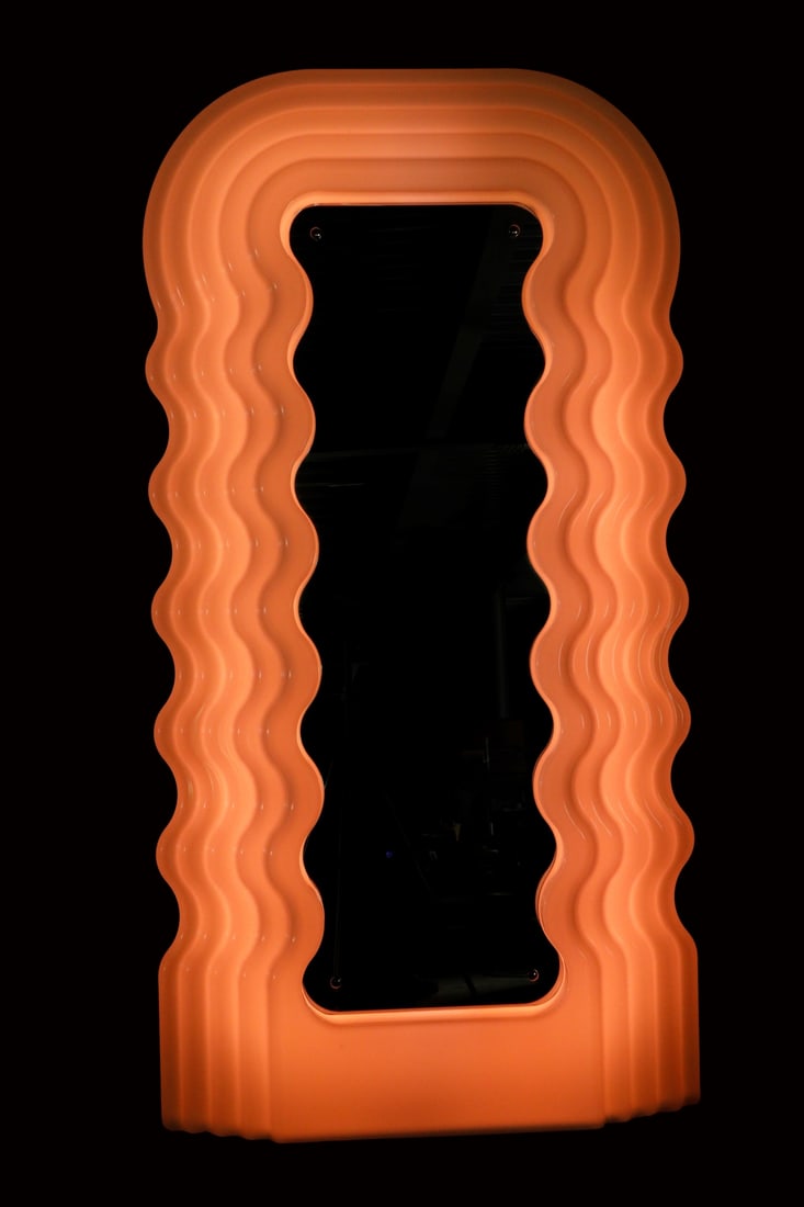 Ettore Sottsass Specchio Ultrafragola, produzione Poltronova - Italia (1 of 2)