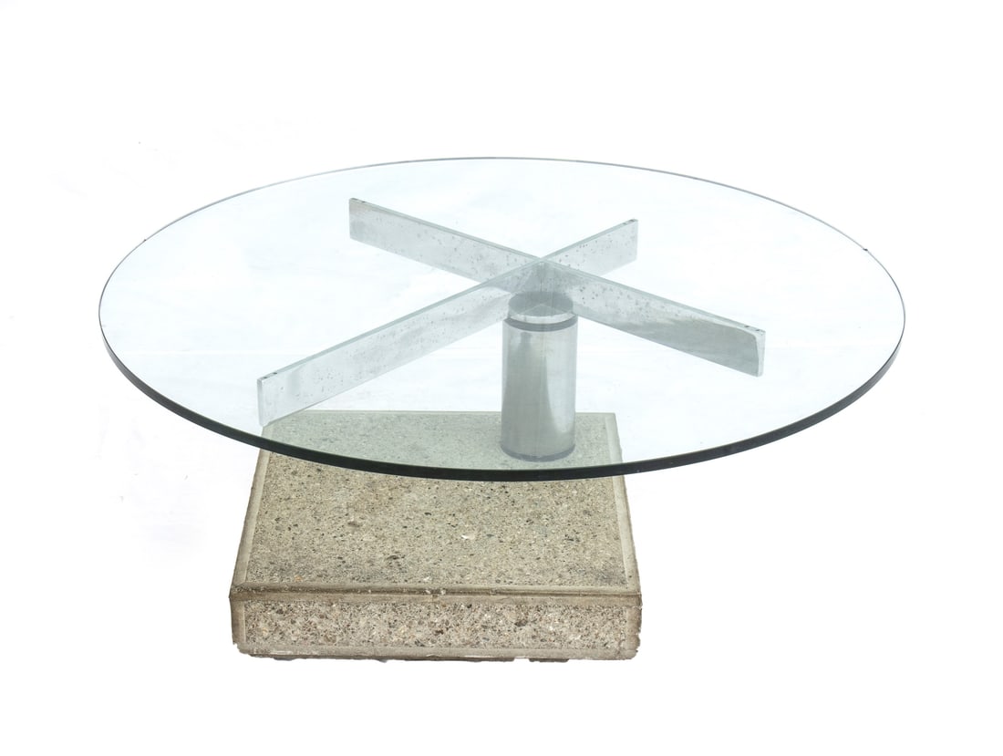 Giovanni Offredi (attribuito a) Concrete Coffee table (1 of 3)