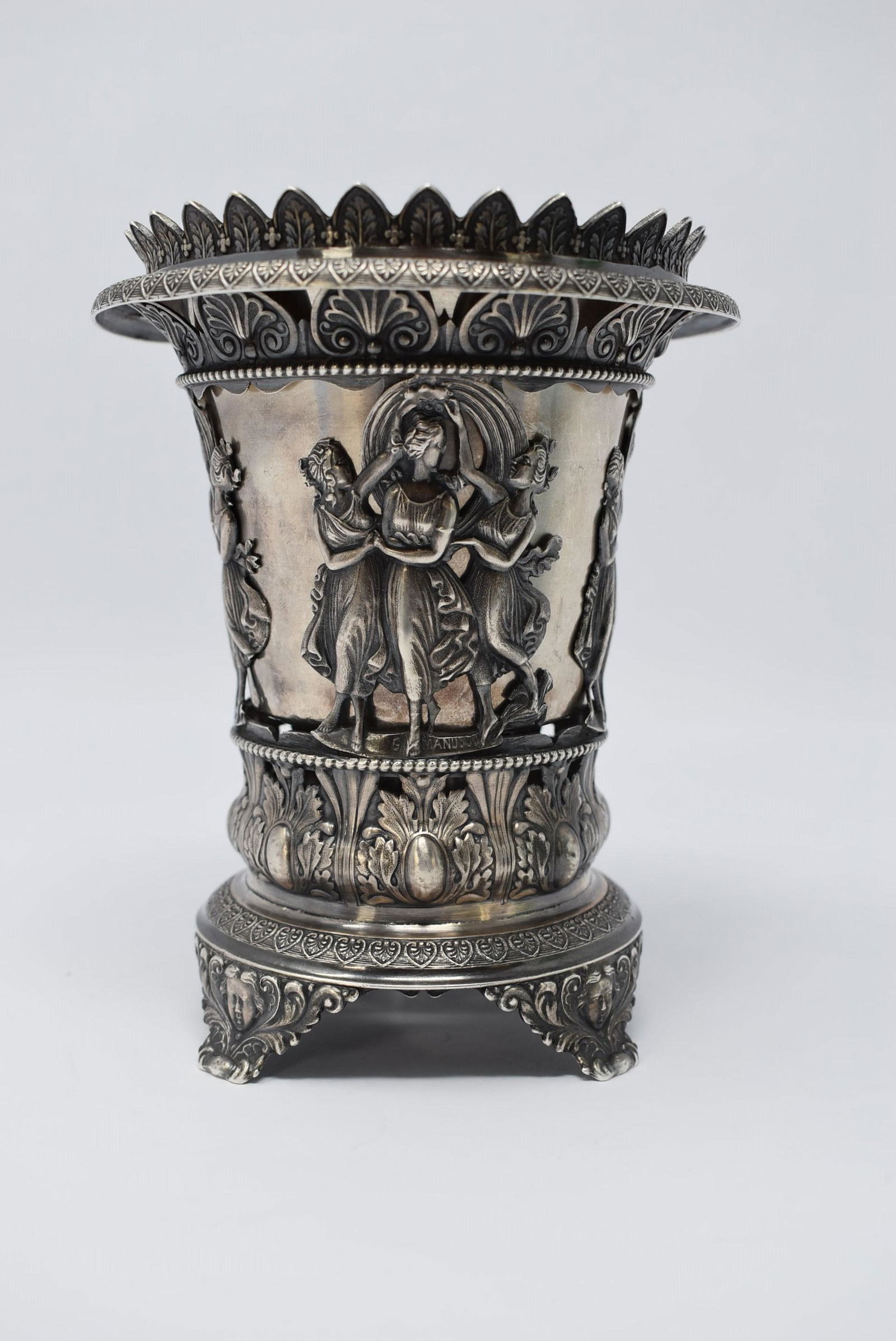 Antique Italian silver vase, Manusso, Napoli (1 of 10)