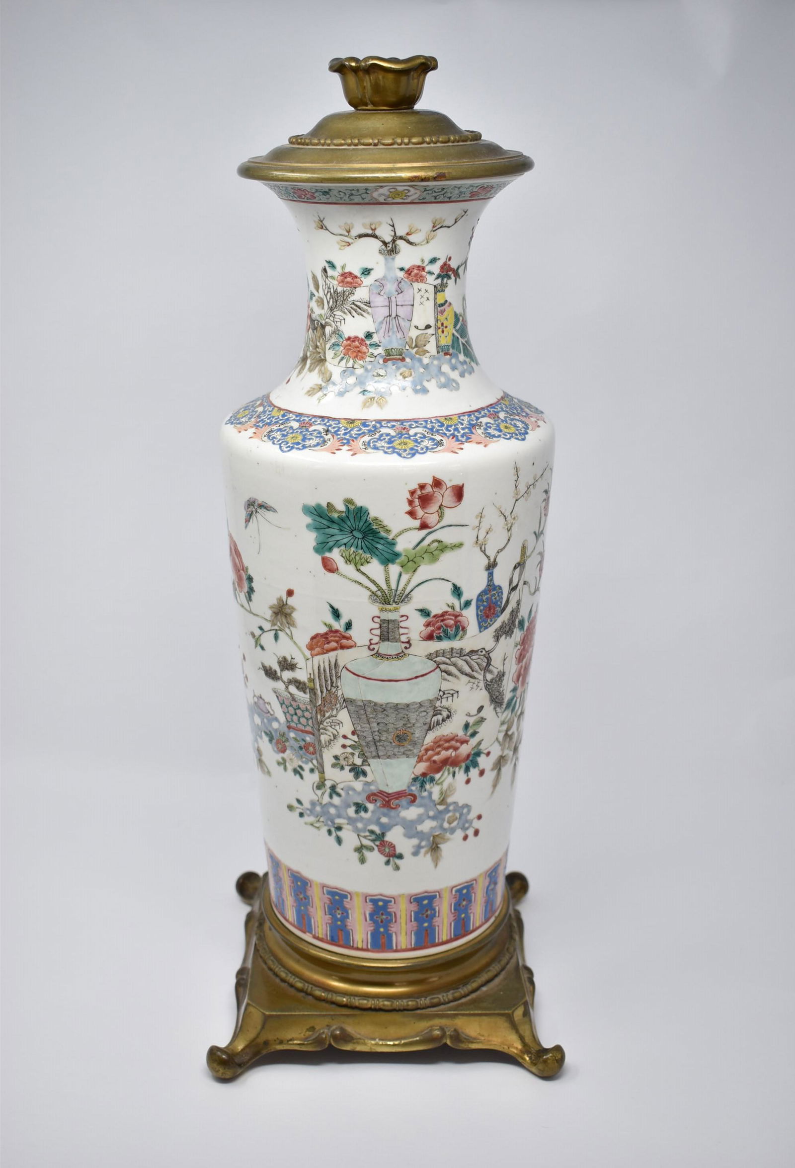 Large Chinese famille rose porcelain lamp (1 of 15)