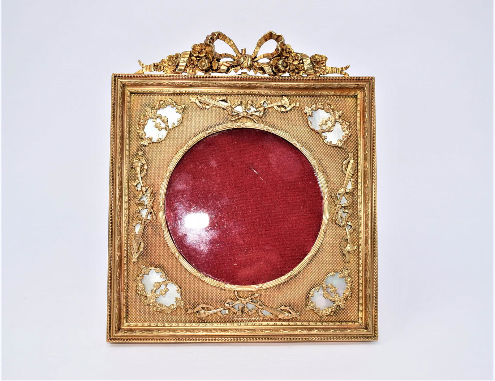 Antique French Louis XVI style picture frame (1 of 5)