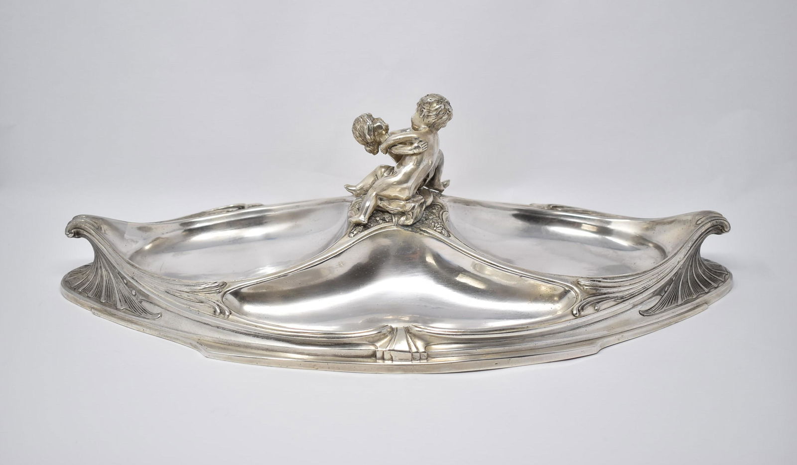 Art Nouveau silver plated figural dish (1 of 16)