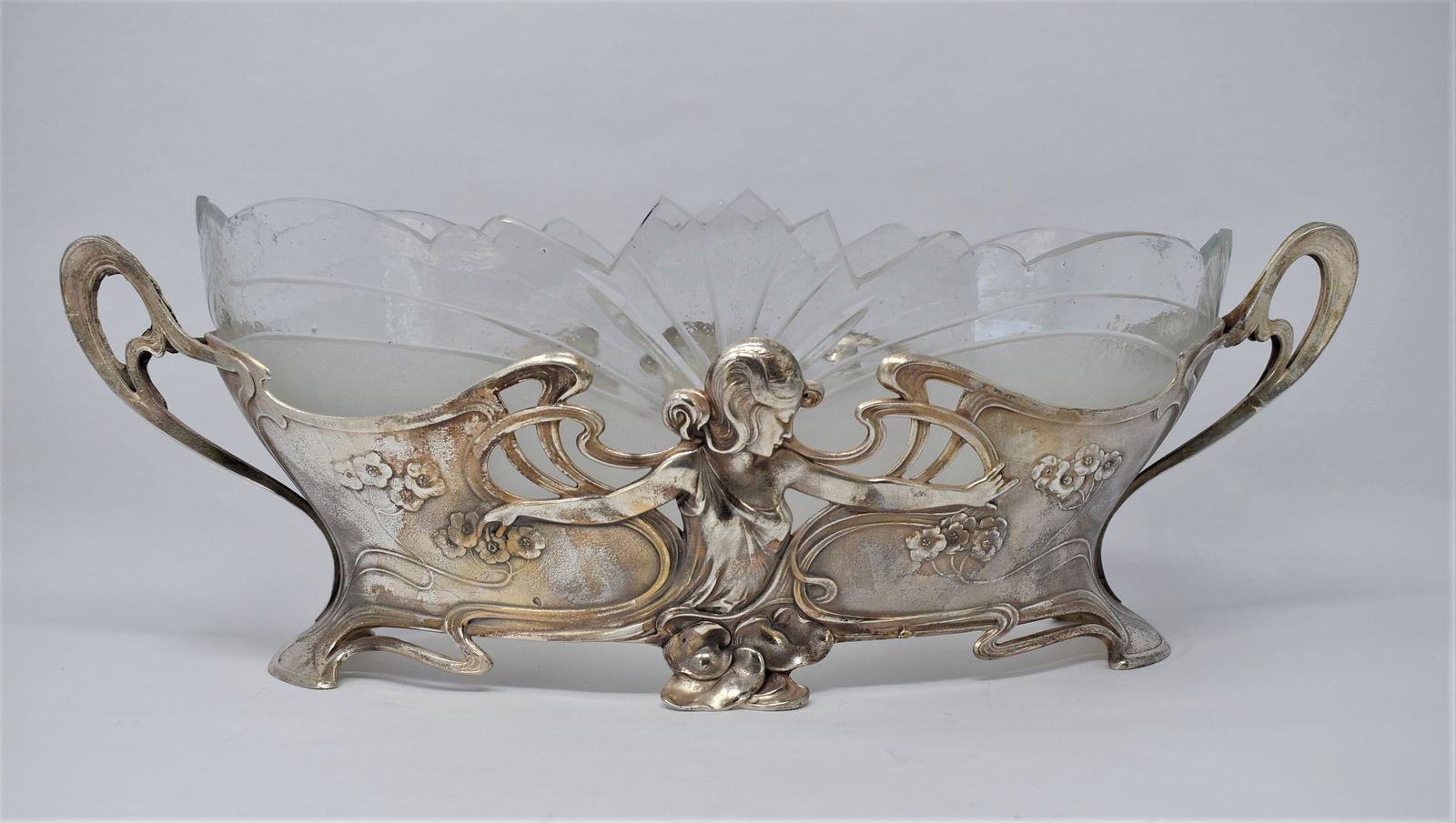 Art Nouveau silver plated metal & glass centerpiece (1 of 13)