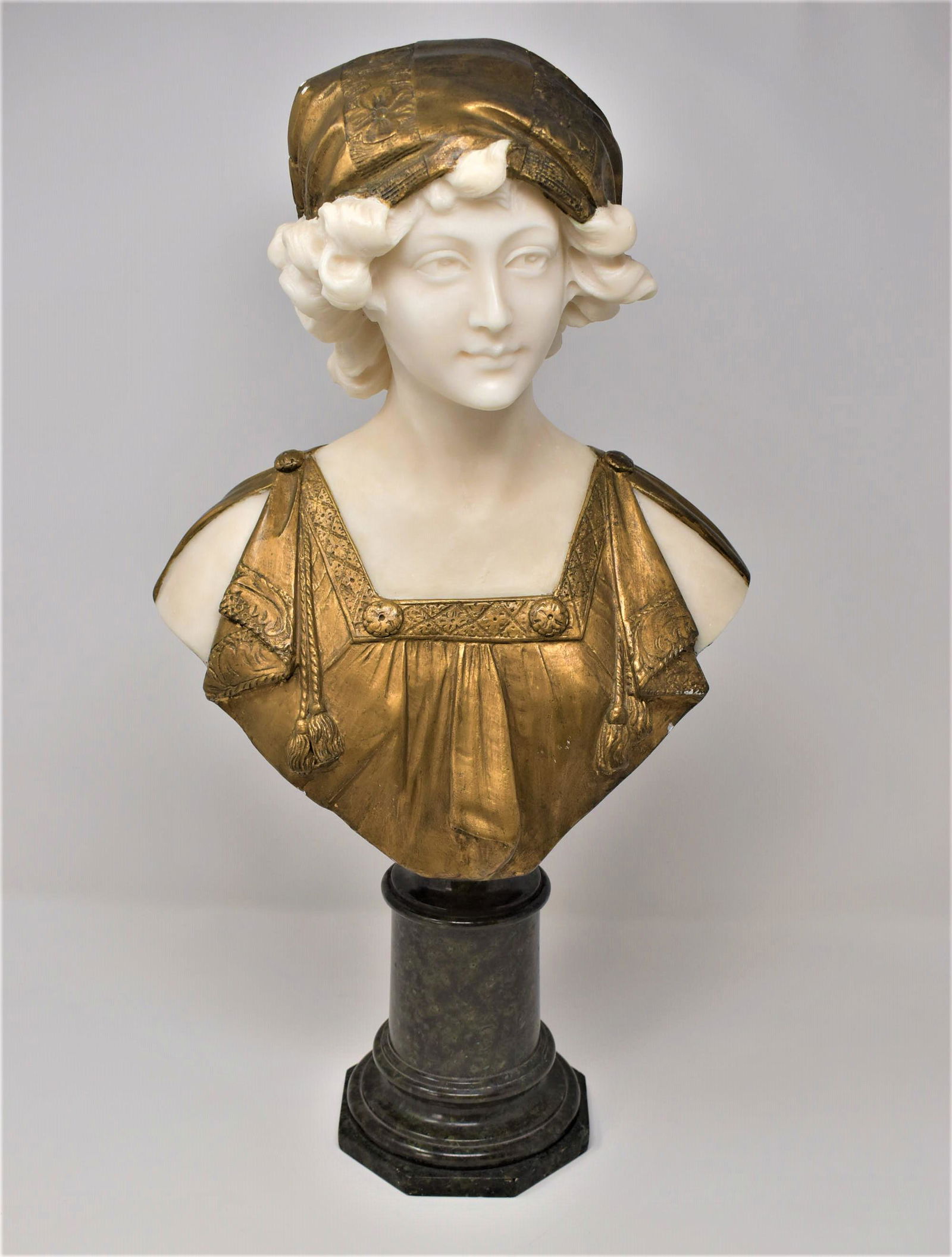 Antique Italian Alabaster bust of maiden signed Cipriani (1 of 14)