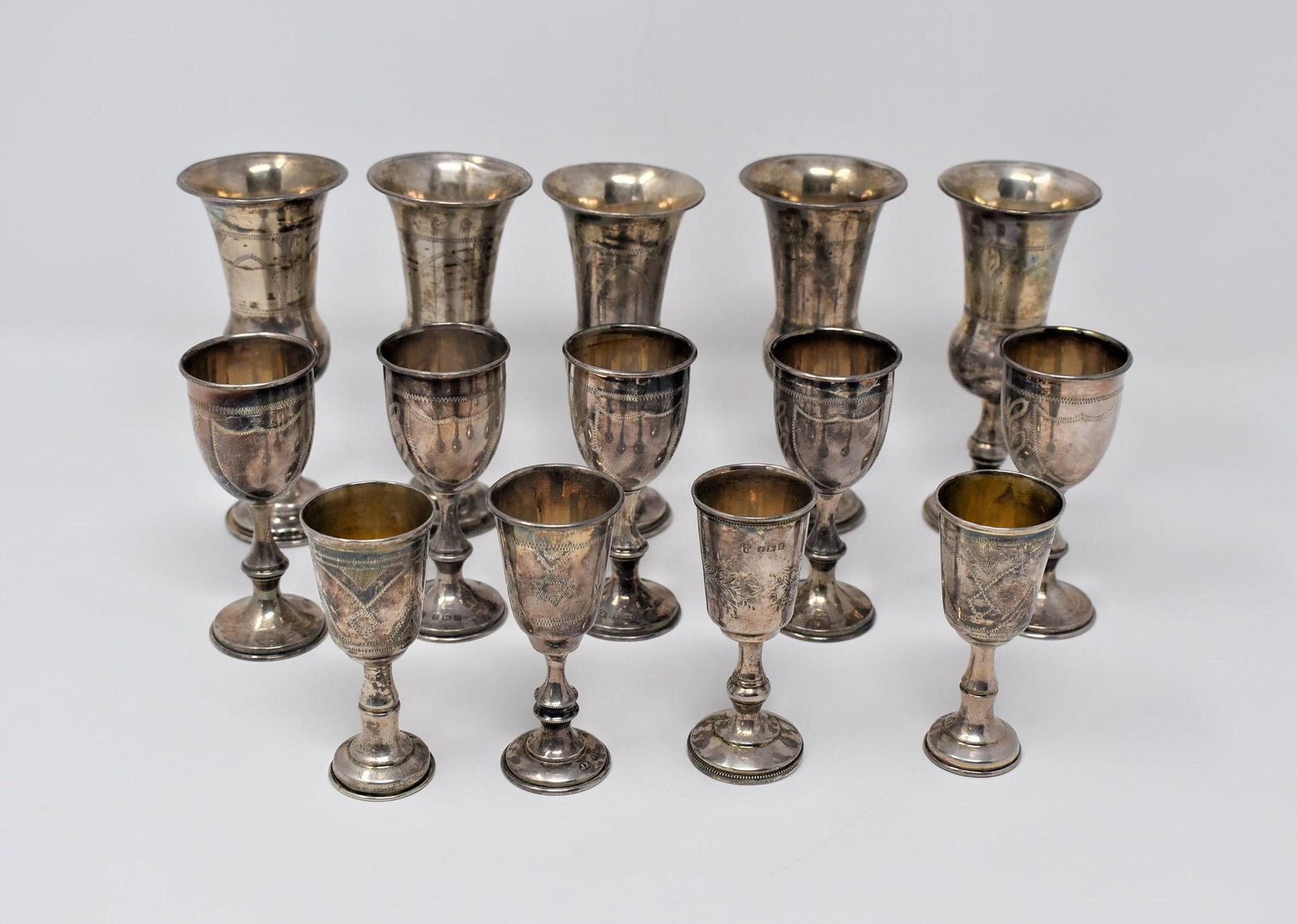 Grouping of 14 English sterling silver Kiddush cups, 1912 (1 of 18)