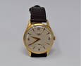 Vintage men's Longines 18 K gold wristwatch. Fine longines swiss movement