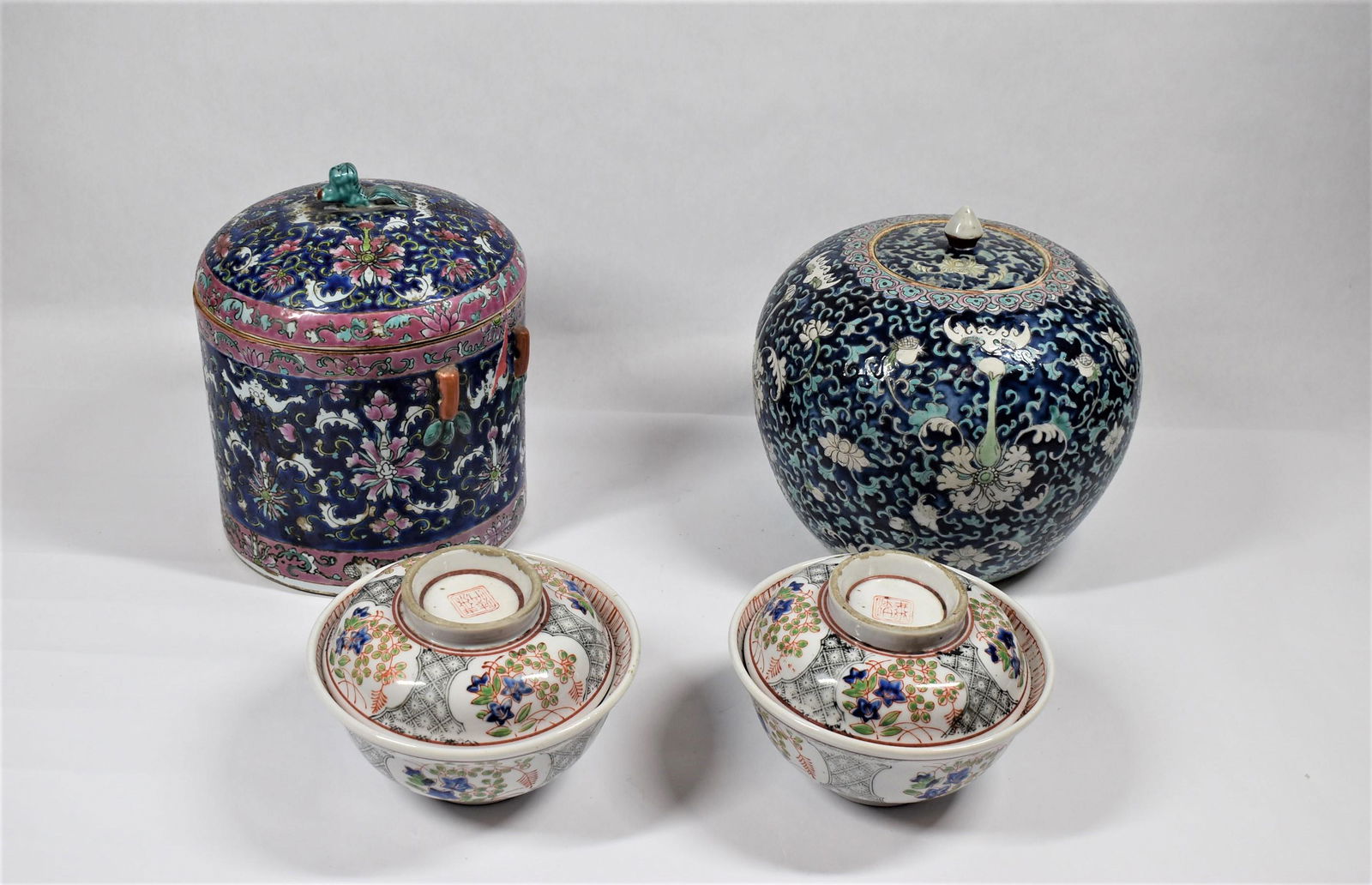 Grouping of Chinese enamel decorated porcelain (1 of 17)