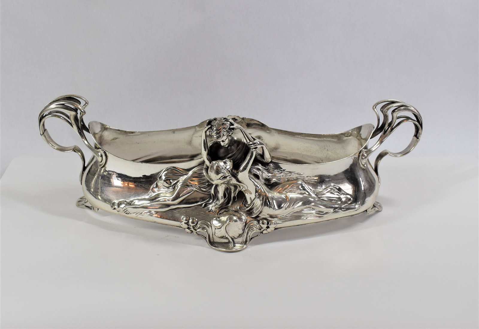 Large Art Nouveau figural WMF jardiniere circa 1905 (1 of 12)