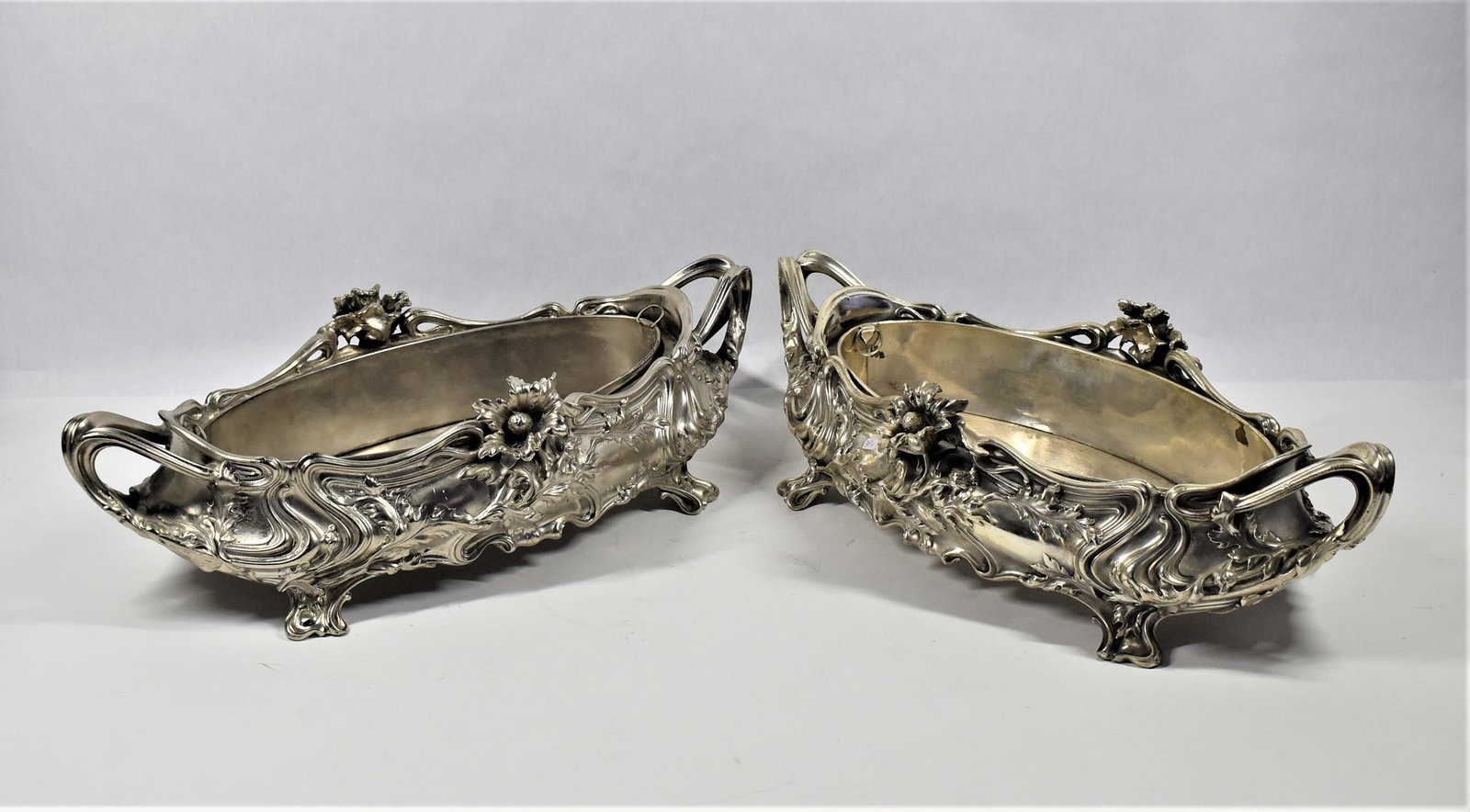 Pair of Art Nouveau jardinieres / centerpieces circa 1905, Victor Saglier (1 of 19)