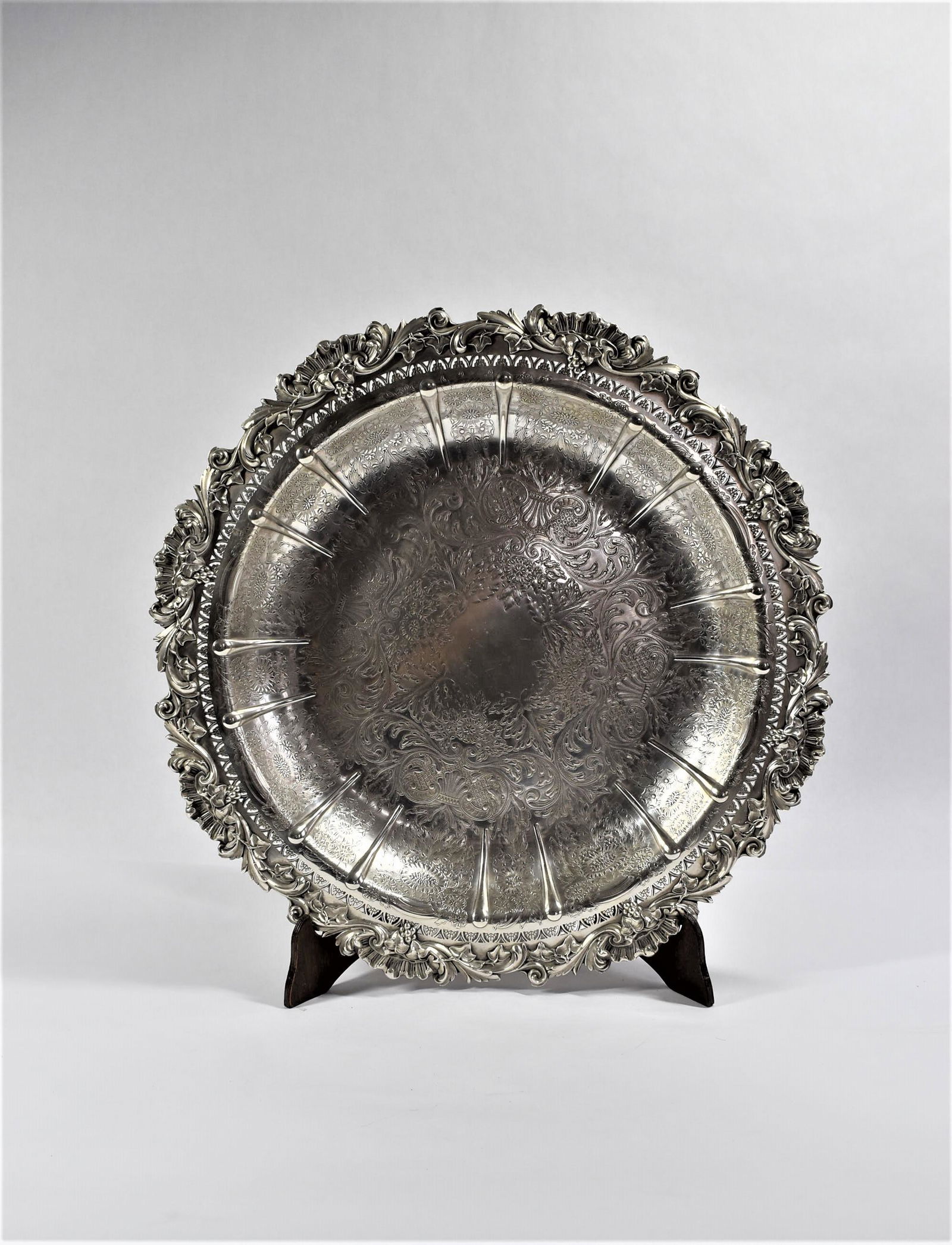Large Sheffield Silver-Plated Centerpiece (1 of 12)