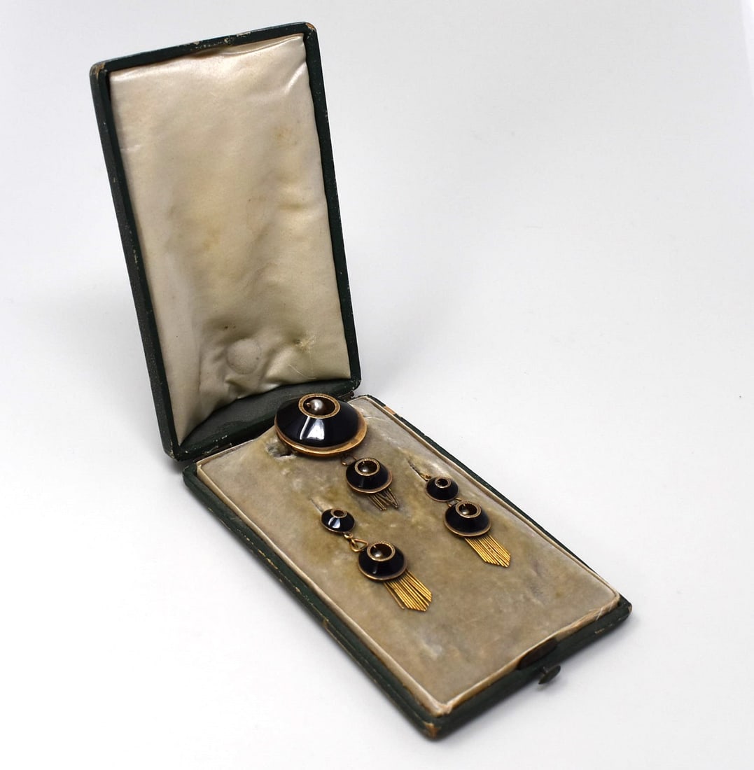 Victorian 10K gold three-piece suite (1 of 10)