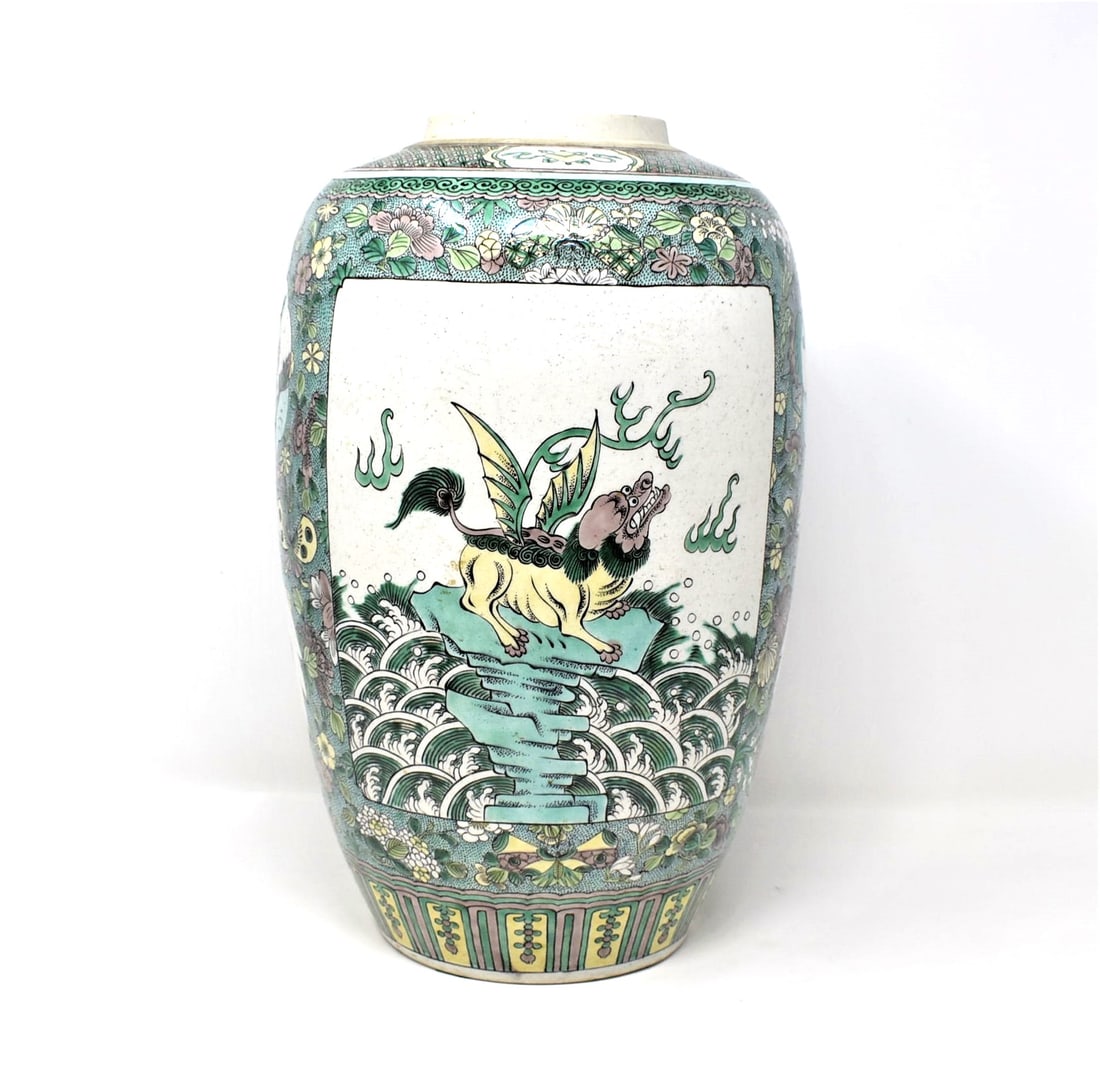 Large antique or vintage Chinese famille verte porcelain vase (1 of 15)