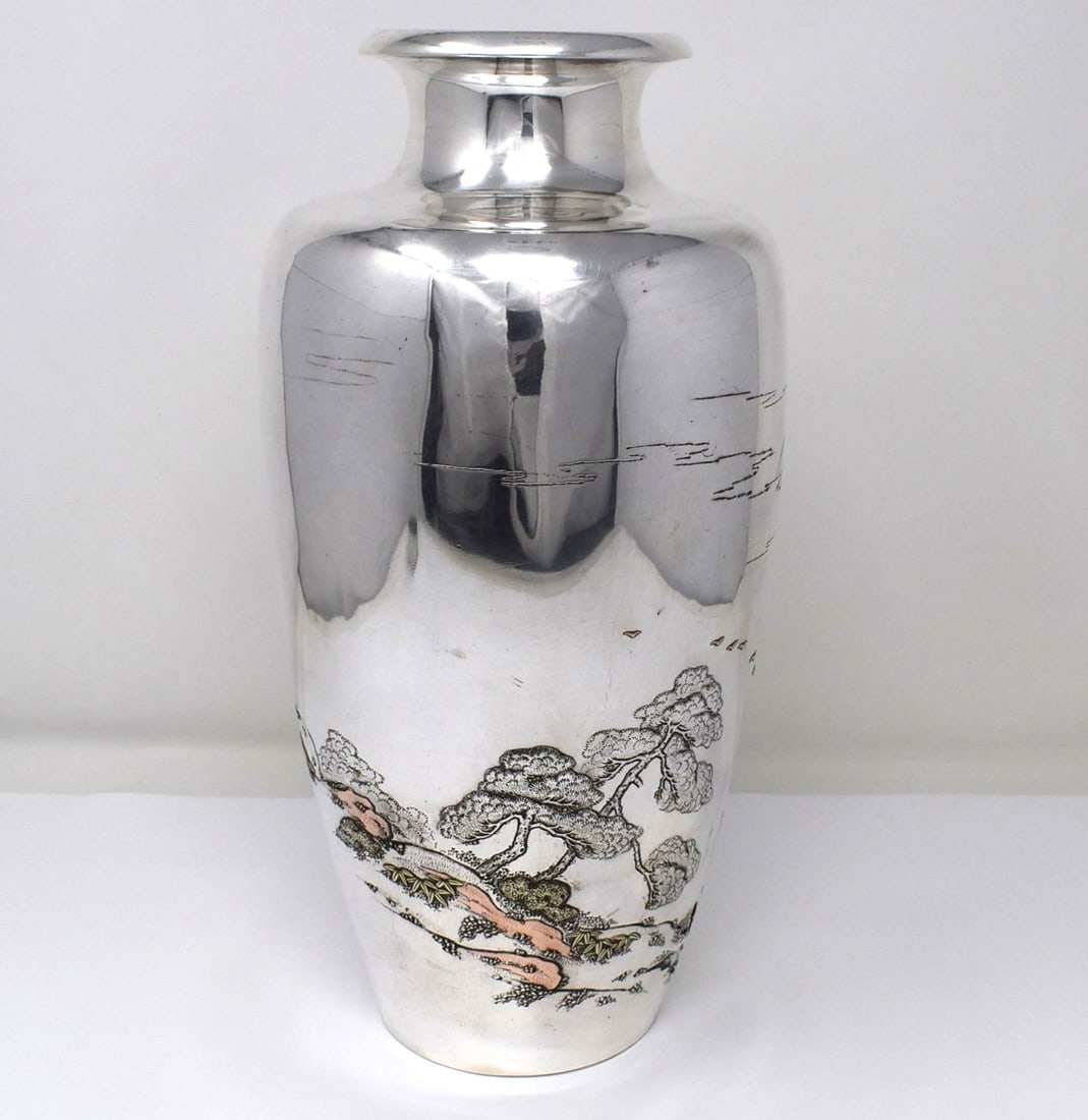 A large Japanese sterling silver and mixed metals vase, signed (1 of 20)