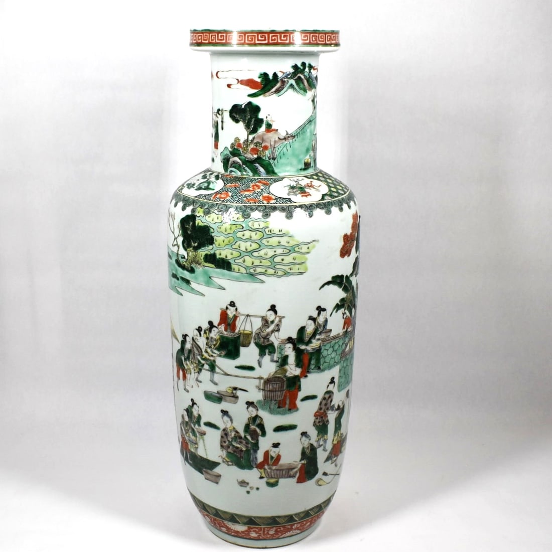 Massive Chinese famille verte porcelain rouleau vase, Qing dynasty (1 of 20)