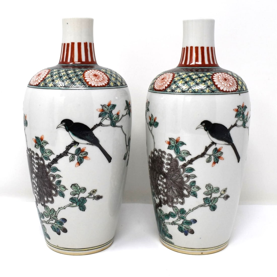 Pair of Chinese famille verte Dhalia and magpie porcelain vases (1 of 13)