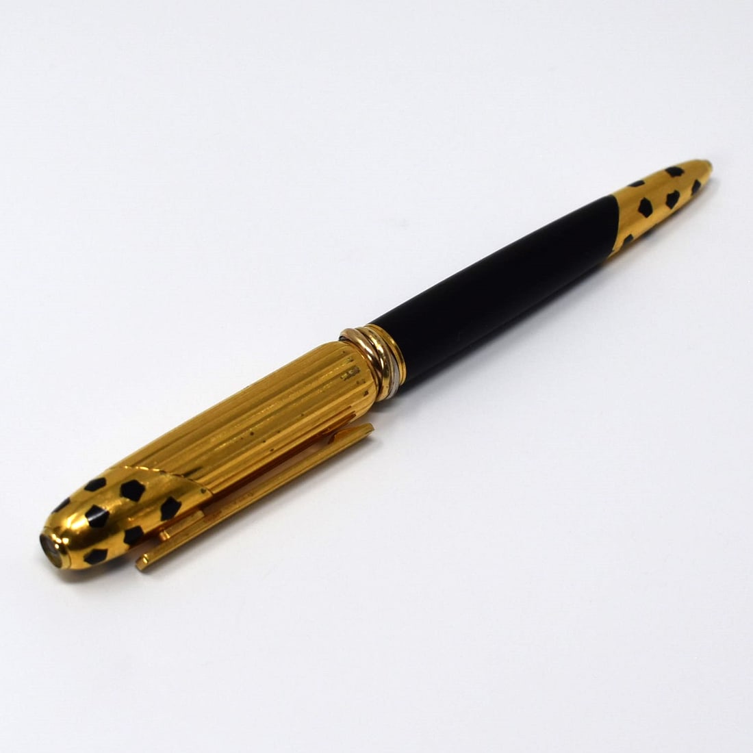 Must de Cartier Panthere roller ball pen (1 of 10)