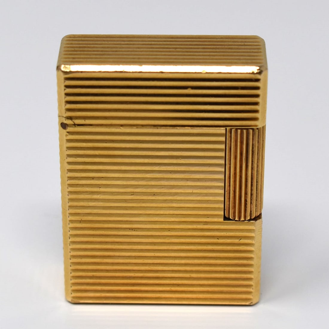 S.T. Dupont Monogrammed gold-plated Lighter (1 of 8)