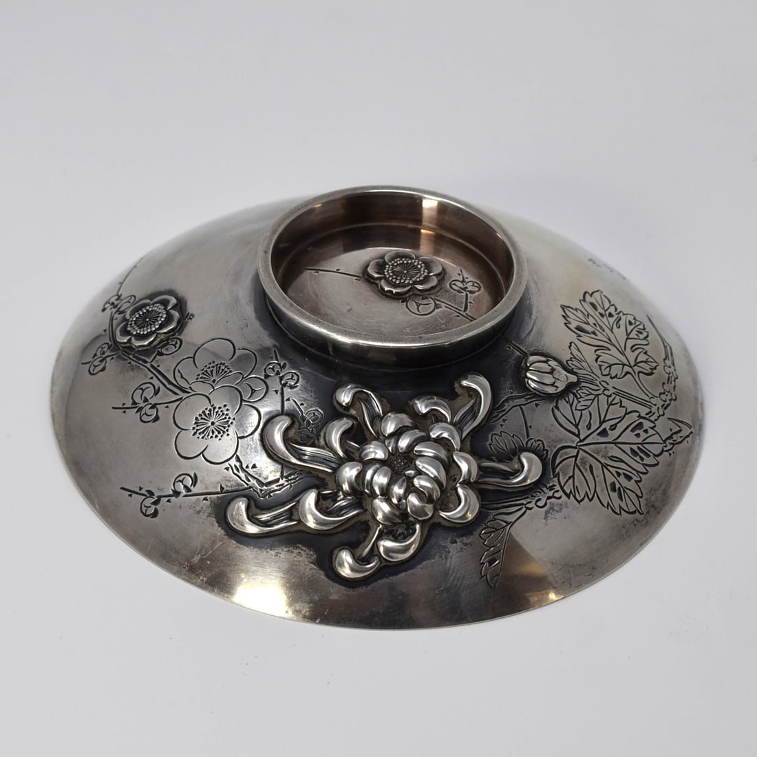 Signed Japanese Chrysantemum sterling silver dish (1 of 10)