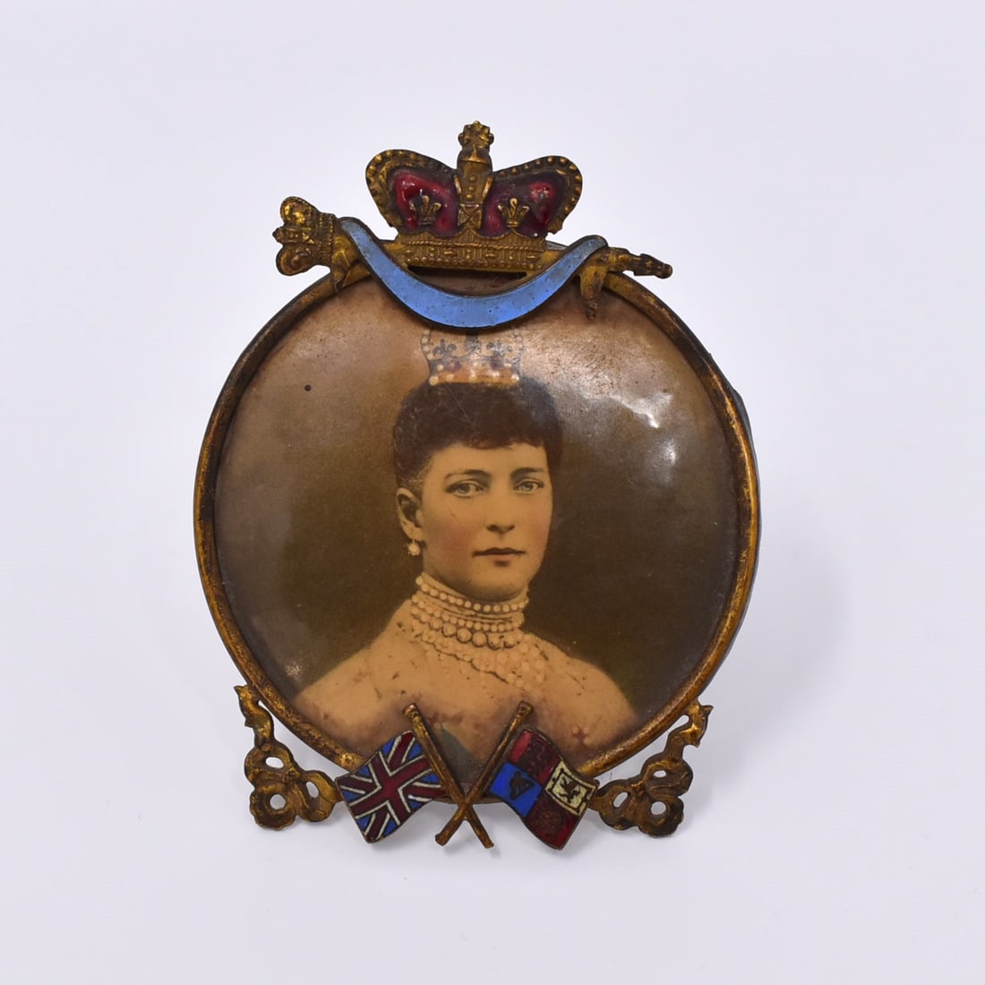 Antique English commemorative frame Queen Alexandra for King Edward VII's coronation in 1902 . (1 of 9)