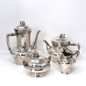 A fine continental Art Nouveau solid silver 4-piece tea/coffe set