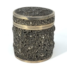 Antique Burmese reticulated silver tea caddy/ betel box box signed 'DAC'