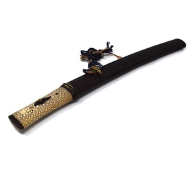 A fine antique Japanese samurai Tanto knife with lobster motif