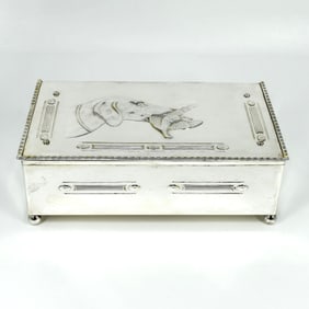 Art Deco silverplate cigar box with English pointer / hunting dog