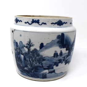 A large Chinese blue and white pot