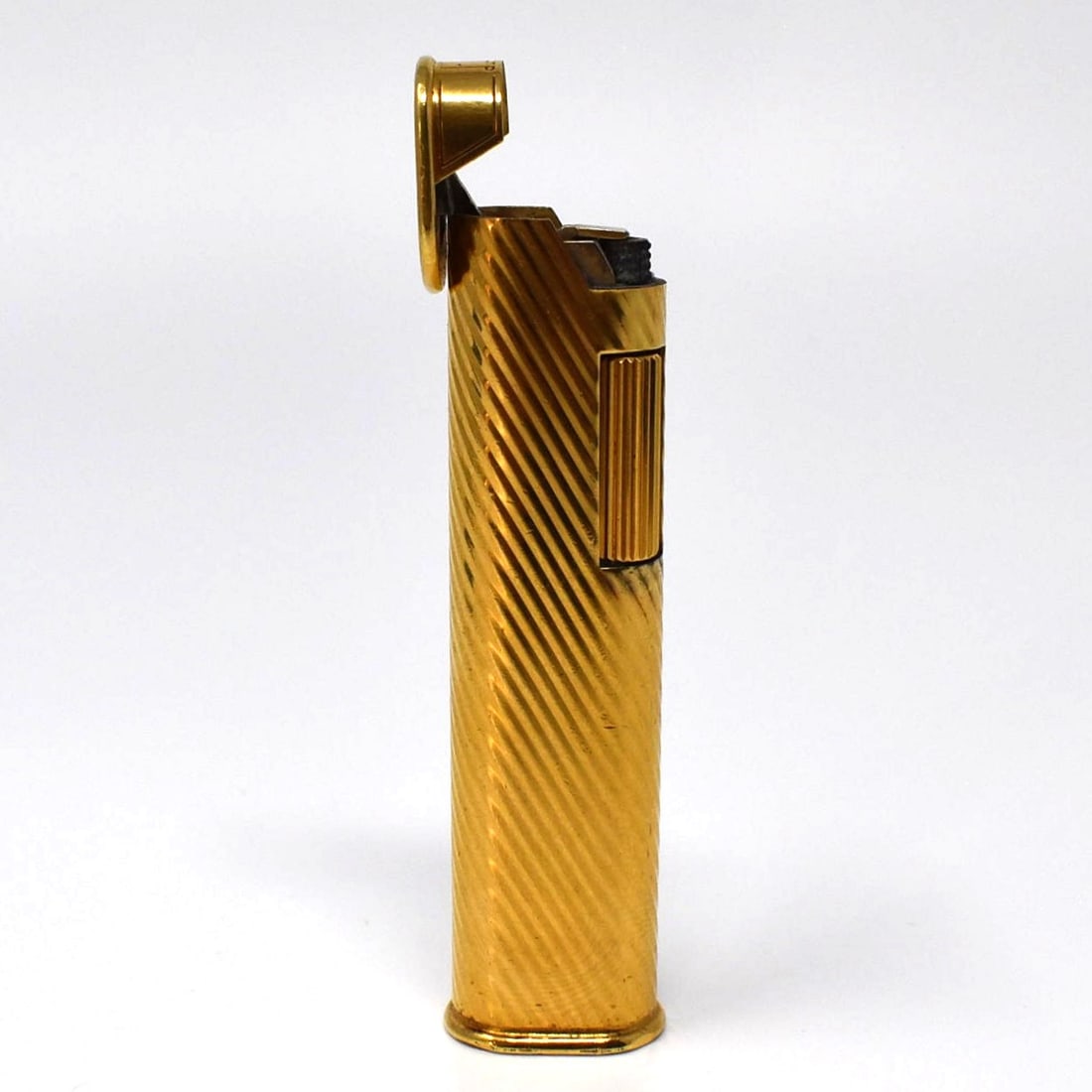 Vintage gold-plated Dunhill lighter (1 of 11)