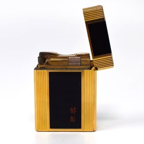 S.T. Dupont gold-plated laque-de-Chine lighter