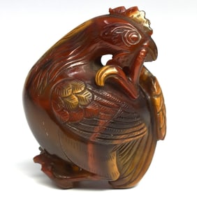 A carved figure of a cockerel or rooster in dark striated agate, Sumin or Denisov-Uralsky (?), circa