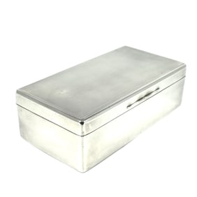 An English sterling silver cigar box, Barker Brothers Silver Ltd, 1951