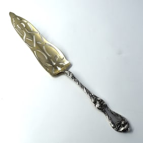 Reed & Barton 'Les Cinq Fleurs' sterling silver jelly roll cake server