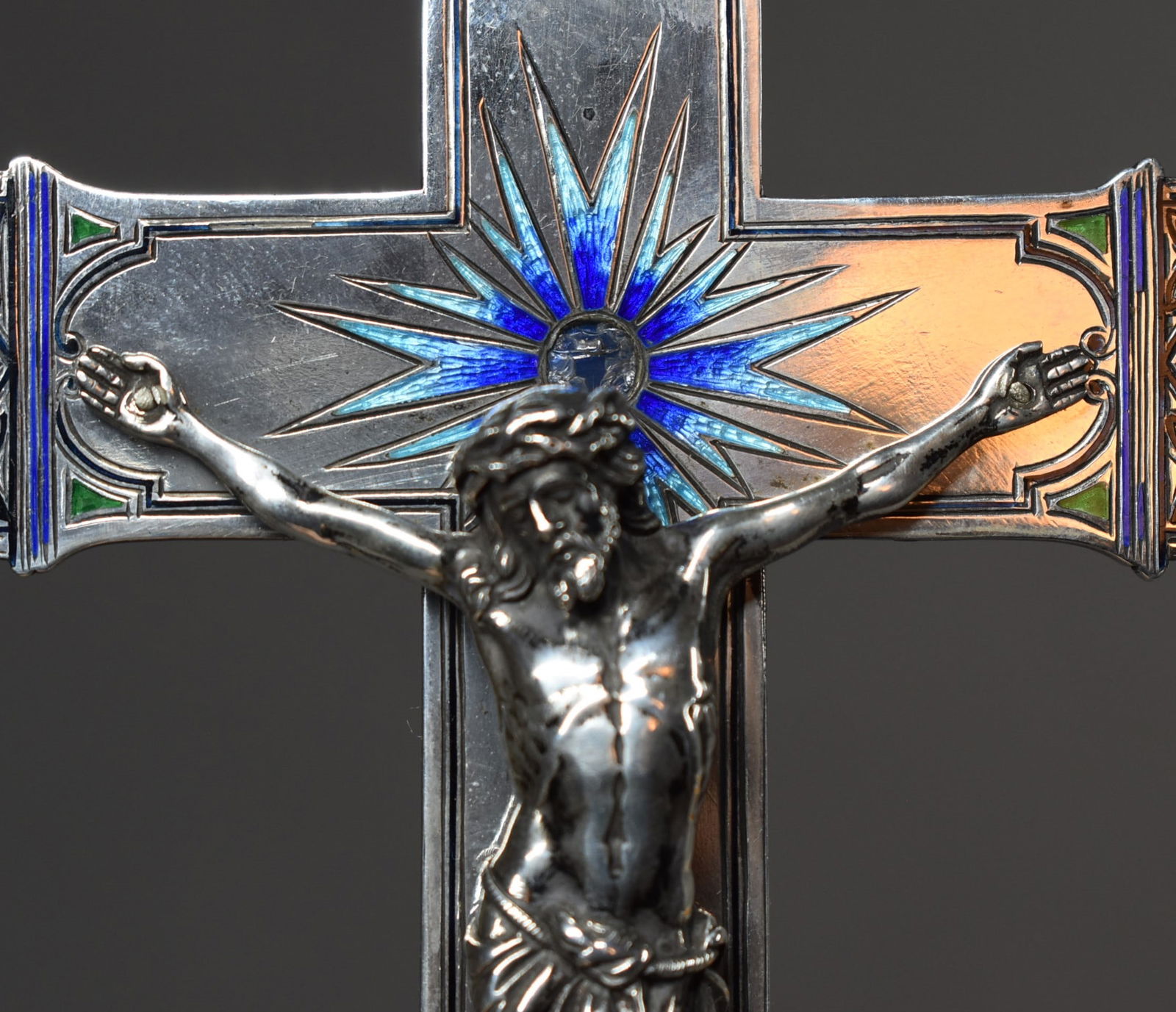 Solid silver and enamel crucifix - 4