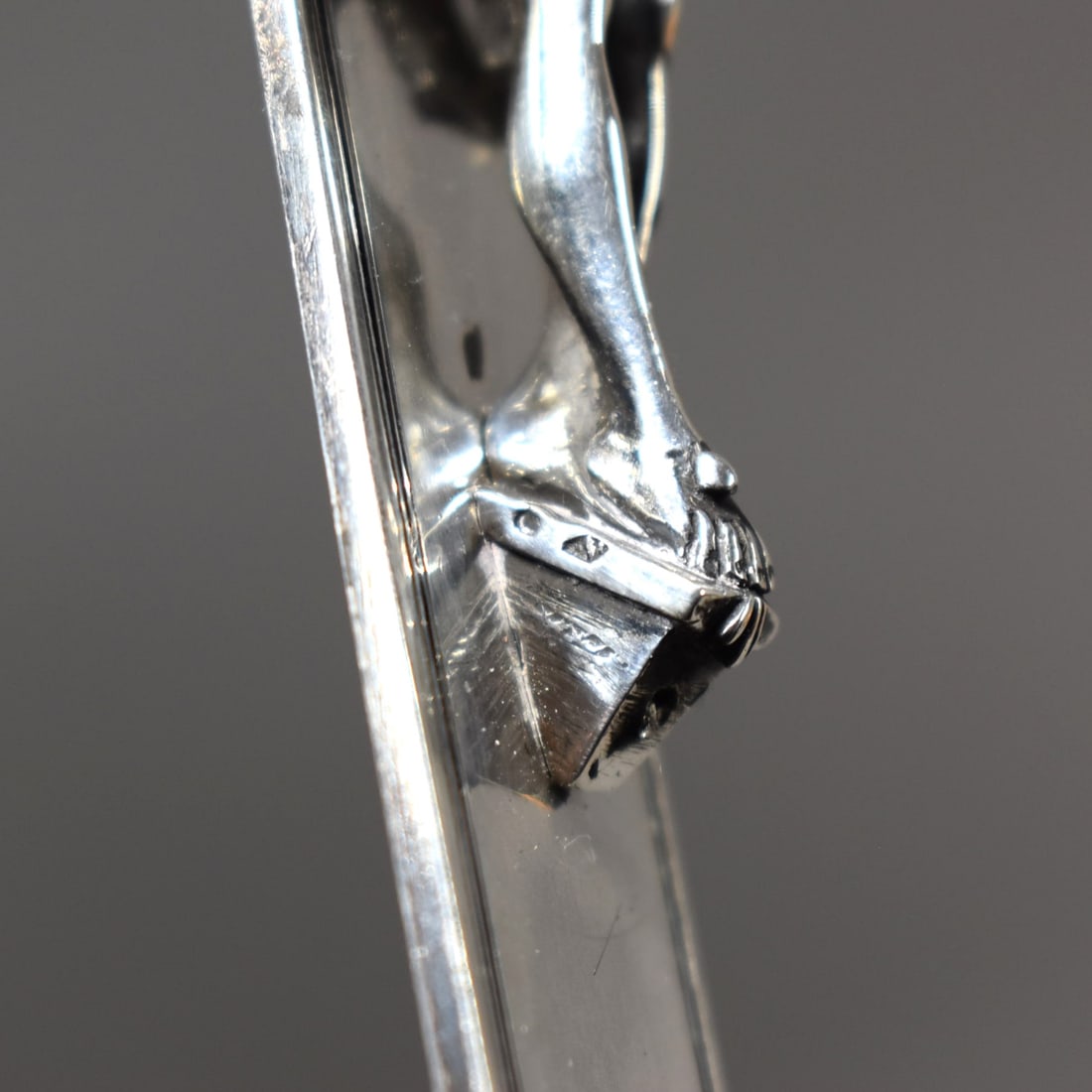 Solid silver and enamel crucifix - 9