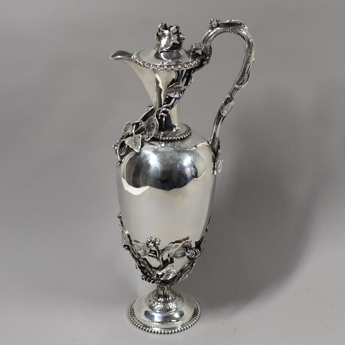 A fine English Victorian sterling silver ewer / jug, 1872 (1 of 20)