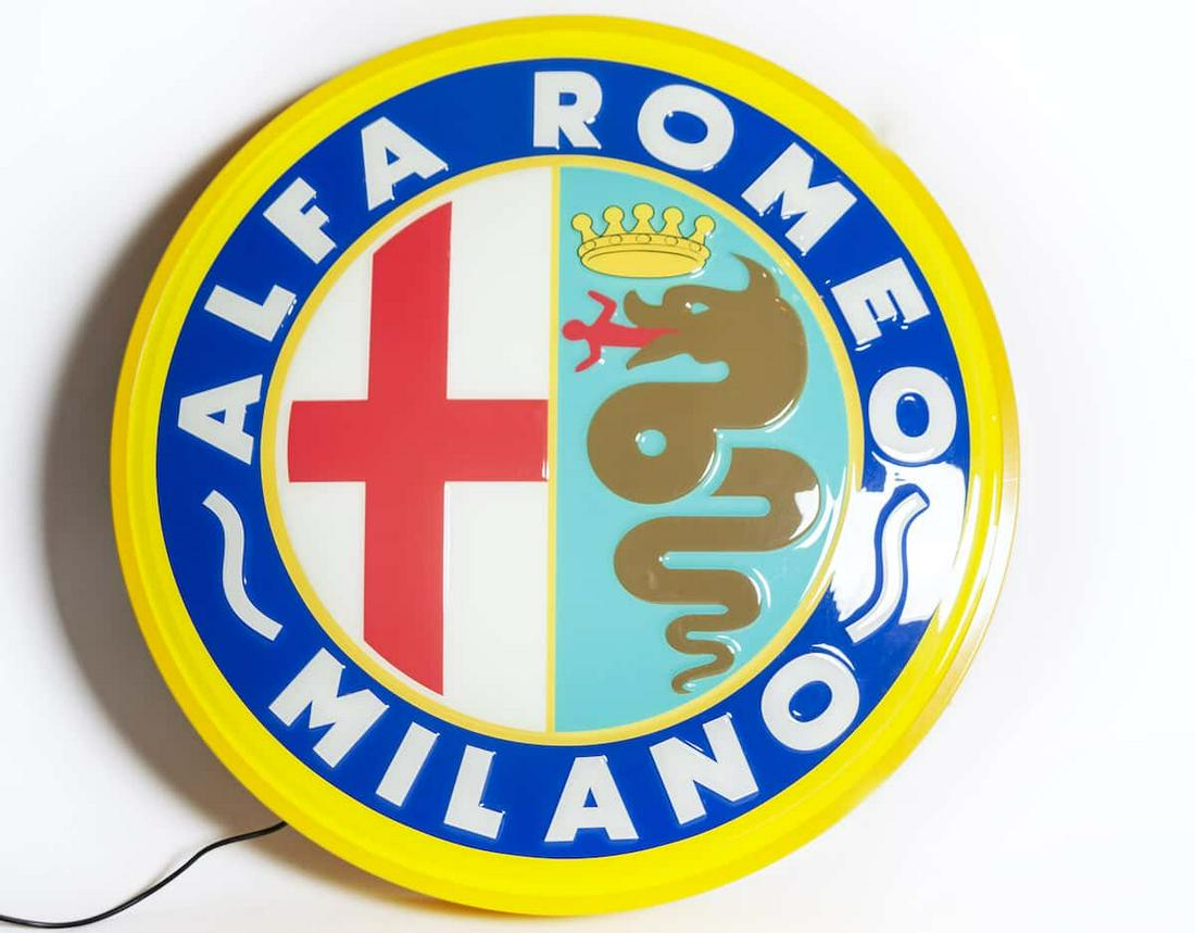 Insegna luminosa Alfa Romeo anni 60 (1 of 1)