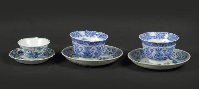 A lot of porcelain cups and saucers China/Japanese 18th cen: A lot of porcelain cups and saucers China/Japanese 18th century.Diam.: (grootste) 14 cm.