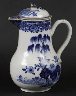 A porcelain large pitcher with willow & lotus decor. China,: A porcelain large pitcher with willow & lotus decor. China, Qianglong.H.: 27 cm.