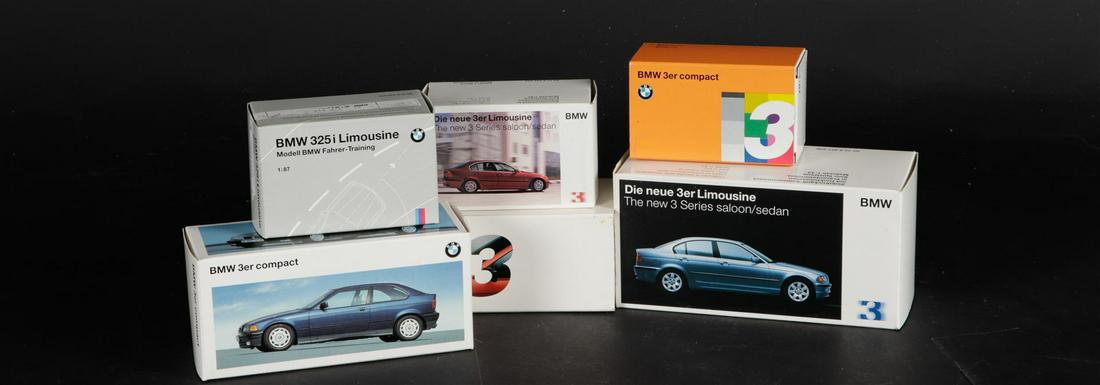 Een lot van 6 modelauto's bestaande uit een BMW (2x) 3er c: Een lot van 6 modelauto's bestaande uit een BMW (2x) 3er compact, 3e compact saloon/sedan, 325I Limousine, 325I en 3er limousine . Allen in originele doos.