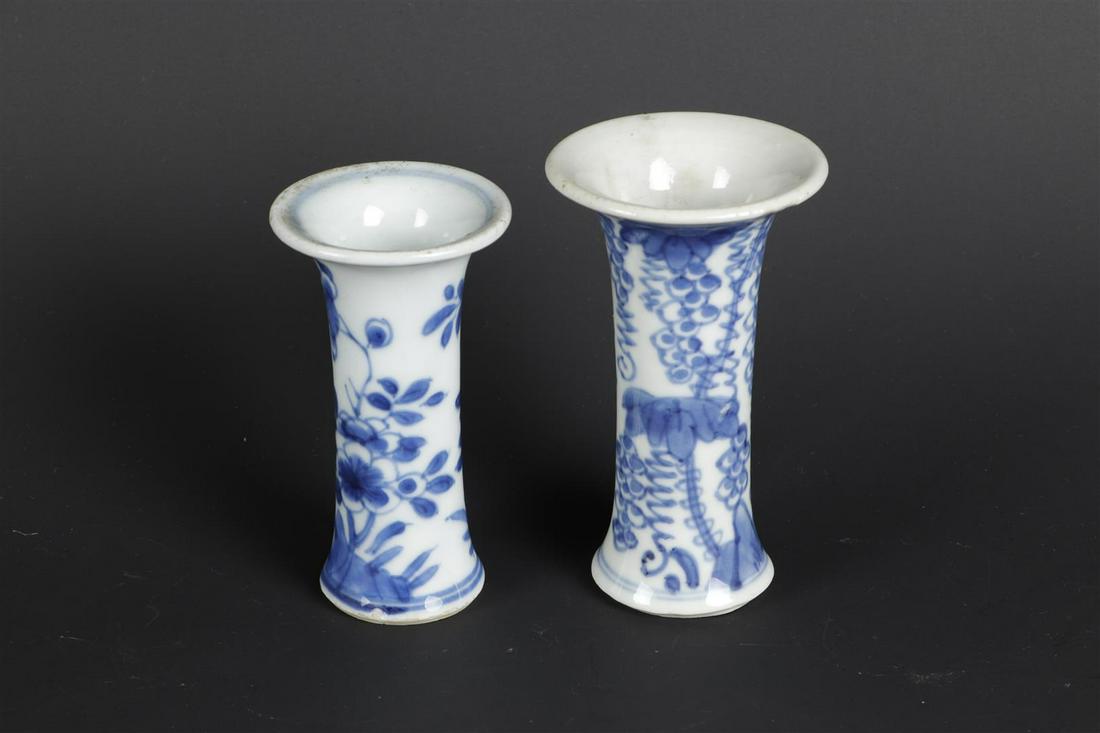 Two porcelain various cup vases, both with floral decoration. China, Kangxi/Yongzheng. (1 of 5)