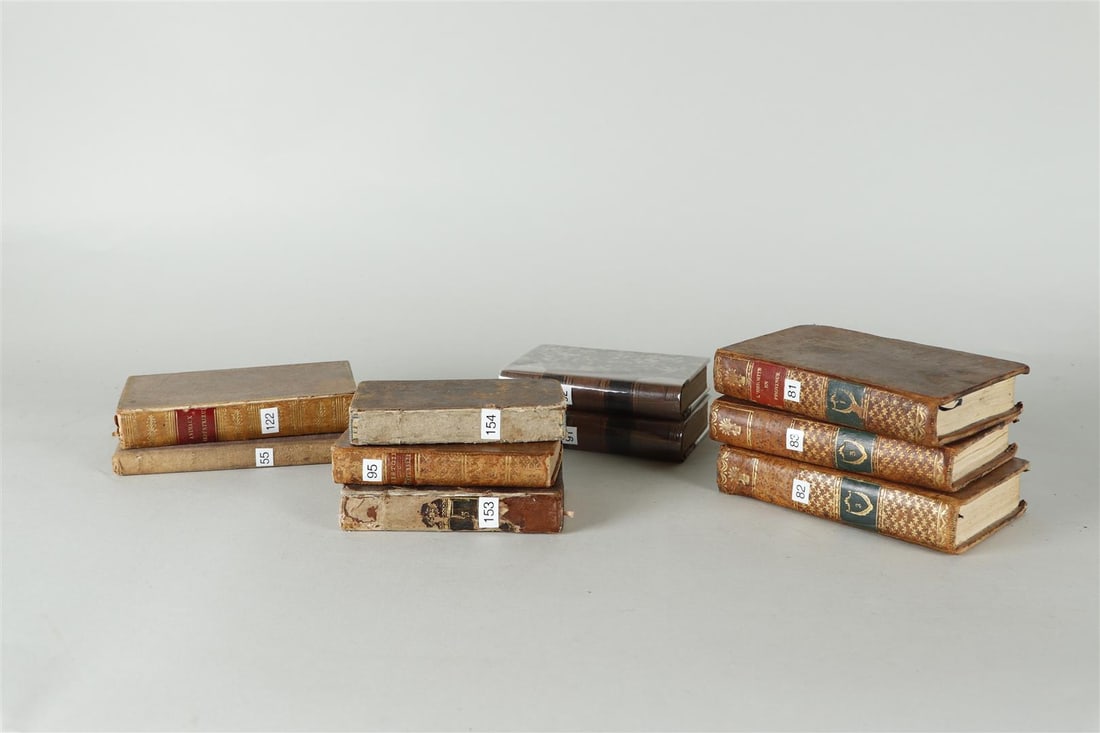 A lot consisting of (10) various pocket books, all bound in leather, including Buffon, l'Hermite en: A lot consisting of (10) various pocket books, all bound in leather, including Buffon, l'Hermite en Province, Emery: Le Tour du Monde etc.