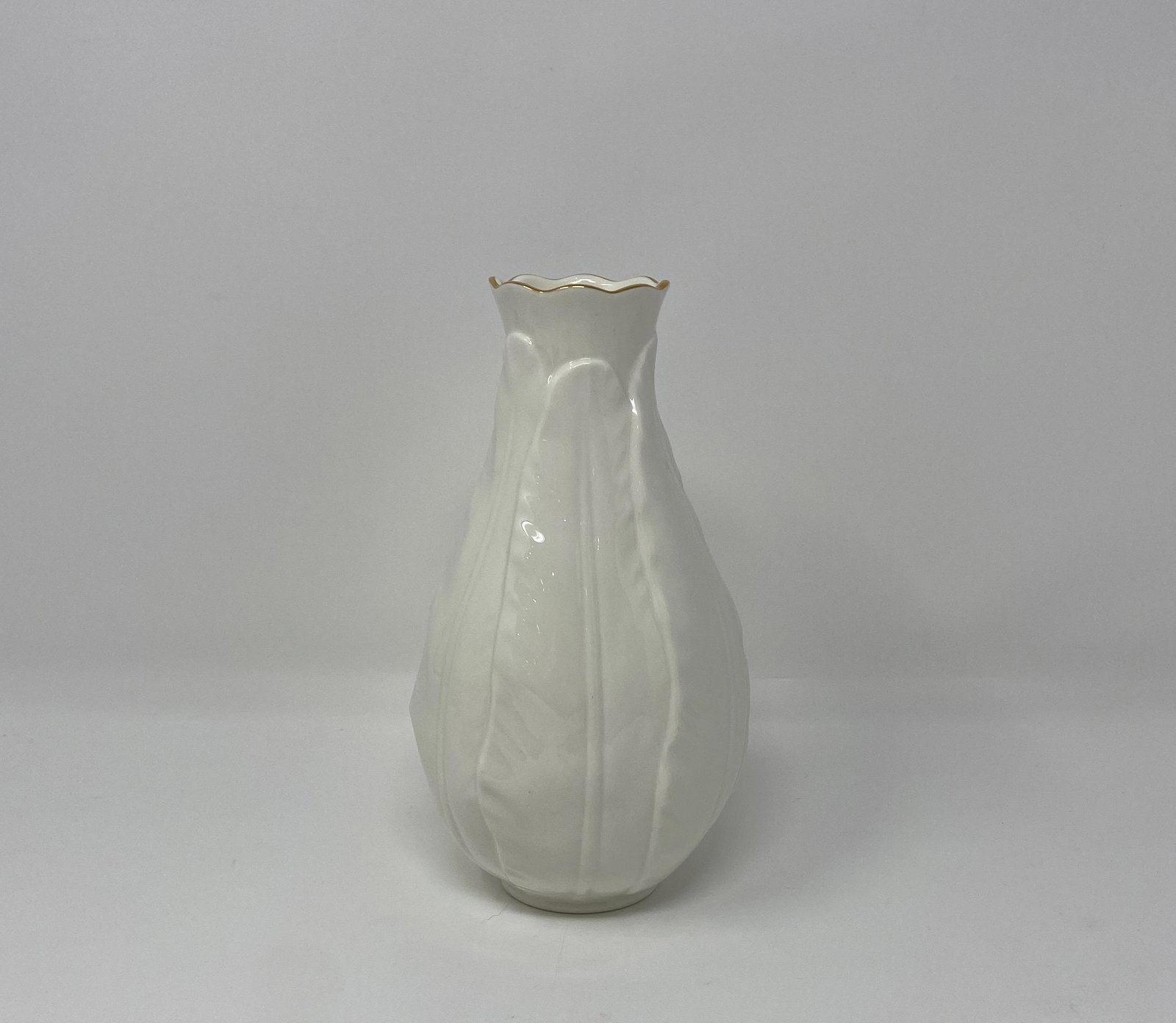 Royal Worcester Fern Leaf Vase: Royal Worcester Gold Rim Fine Bone China Vase. Circa 1986. Made in England. 8in T