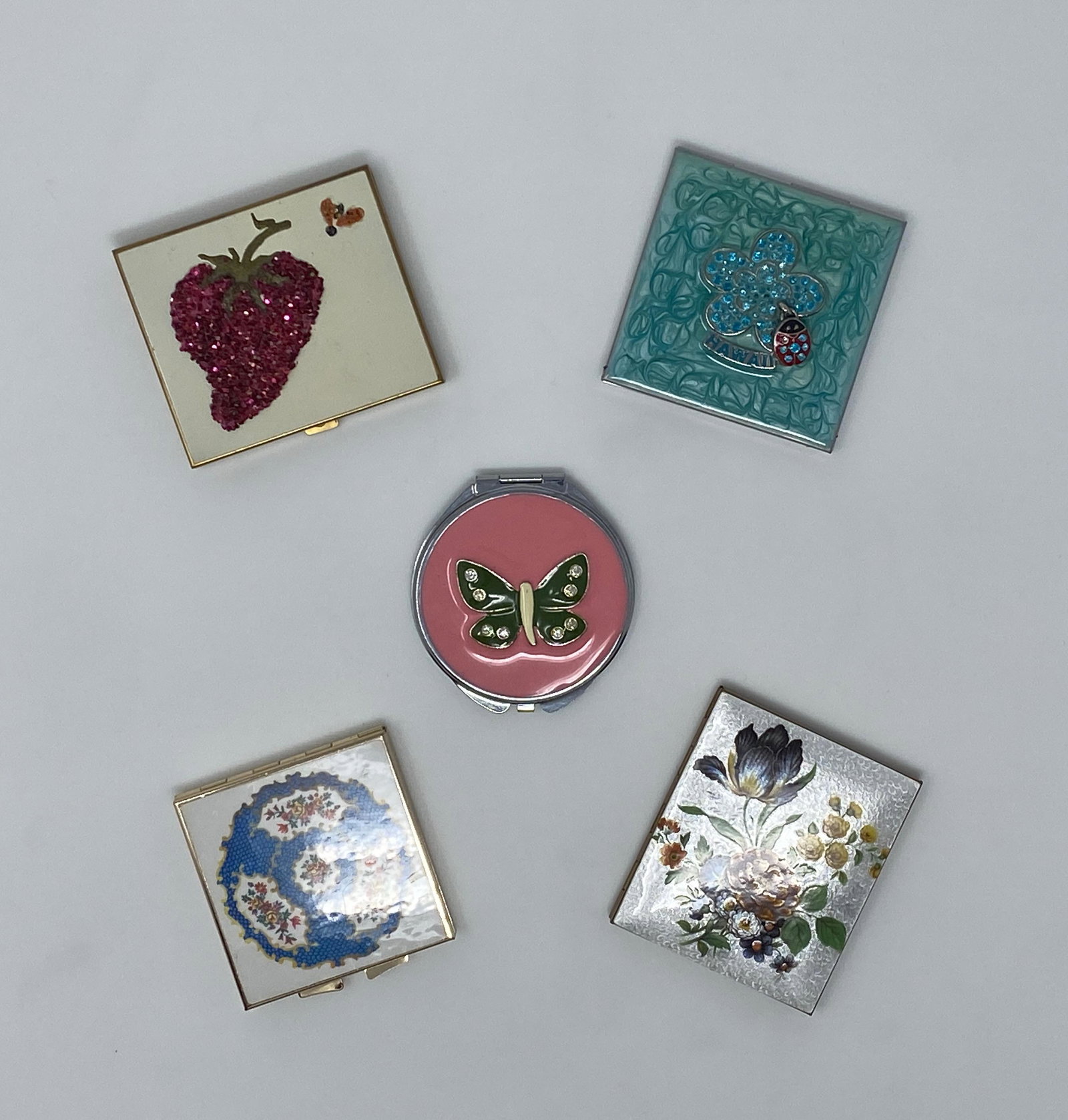 Collection of Vintage Decorative Glass, Enamel, and Rhinestone Compacts: Collection of Vintage Decorative Glass, Enamel, and Rhinestone Compacts