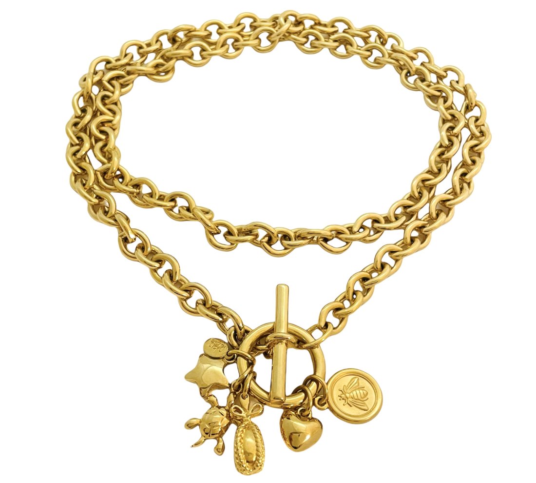 Vintage JOAN RIVERS gold chain toggle charm bee designer runway necklace: DETAILS• signed JOAN RIVERS• gold tone • vintage designer runway necklace MEASUREMENTS • 70" longCONDITION• excellent vintage condition with minimal signs of wear