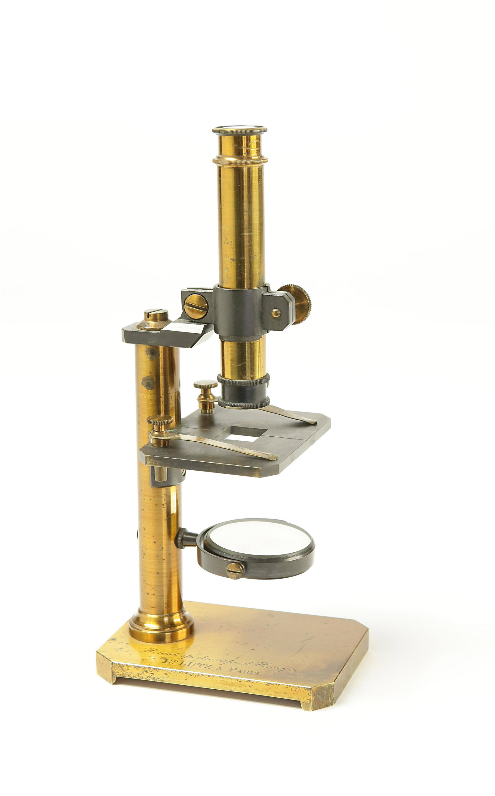 Hemotospectroscope Dâ€™Henocque by Edouard Lutz, Ca 1875: Hemotospectroscope Dâ€™Henocque by Edouard Lutz. Paris, France, circa 1875. Signed "Hemotospectroscope Dâ€™Henocque, Ed. Lutz, A Paris", to the octagonal base, the stage with two slide clips