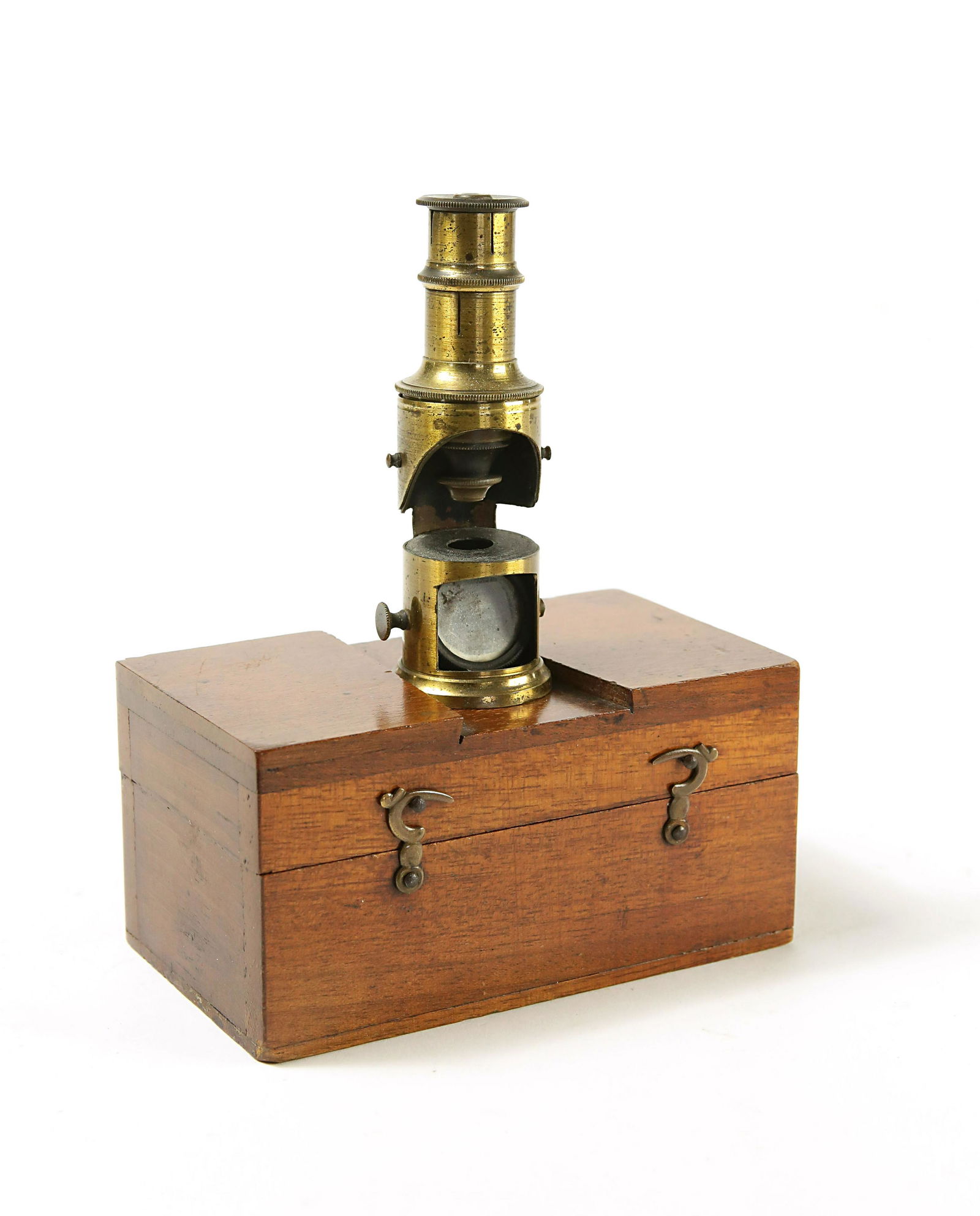 A Small Martin-Type Drum Microscope, ca 1840 (1 of 4)