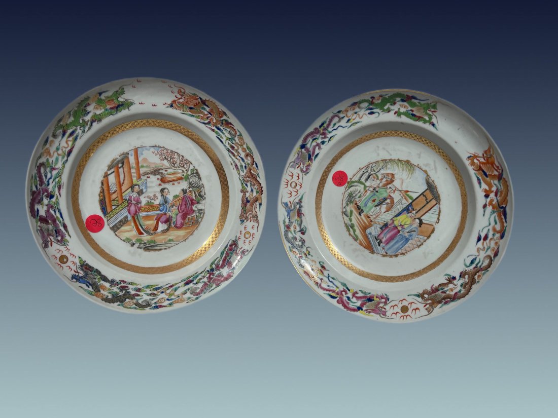 Lovely pr of Chinese export plates (1 of 14)
